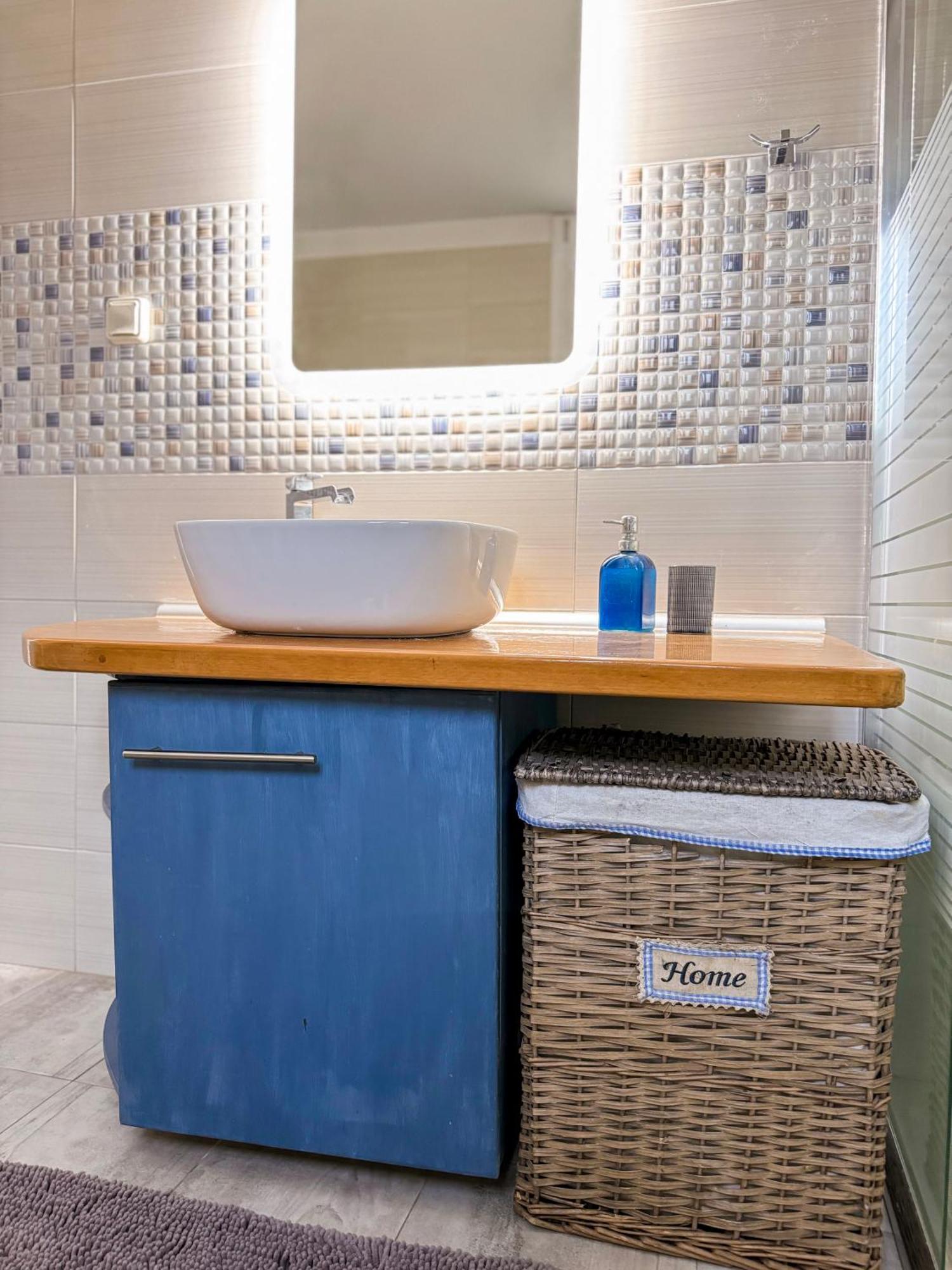 הוילה Giasemi Aegina, Modern House מראה חיצוני תמונה