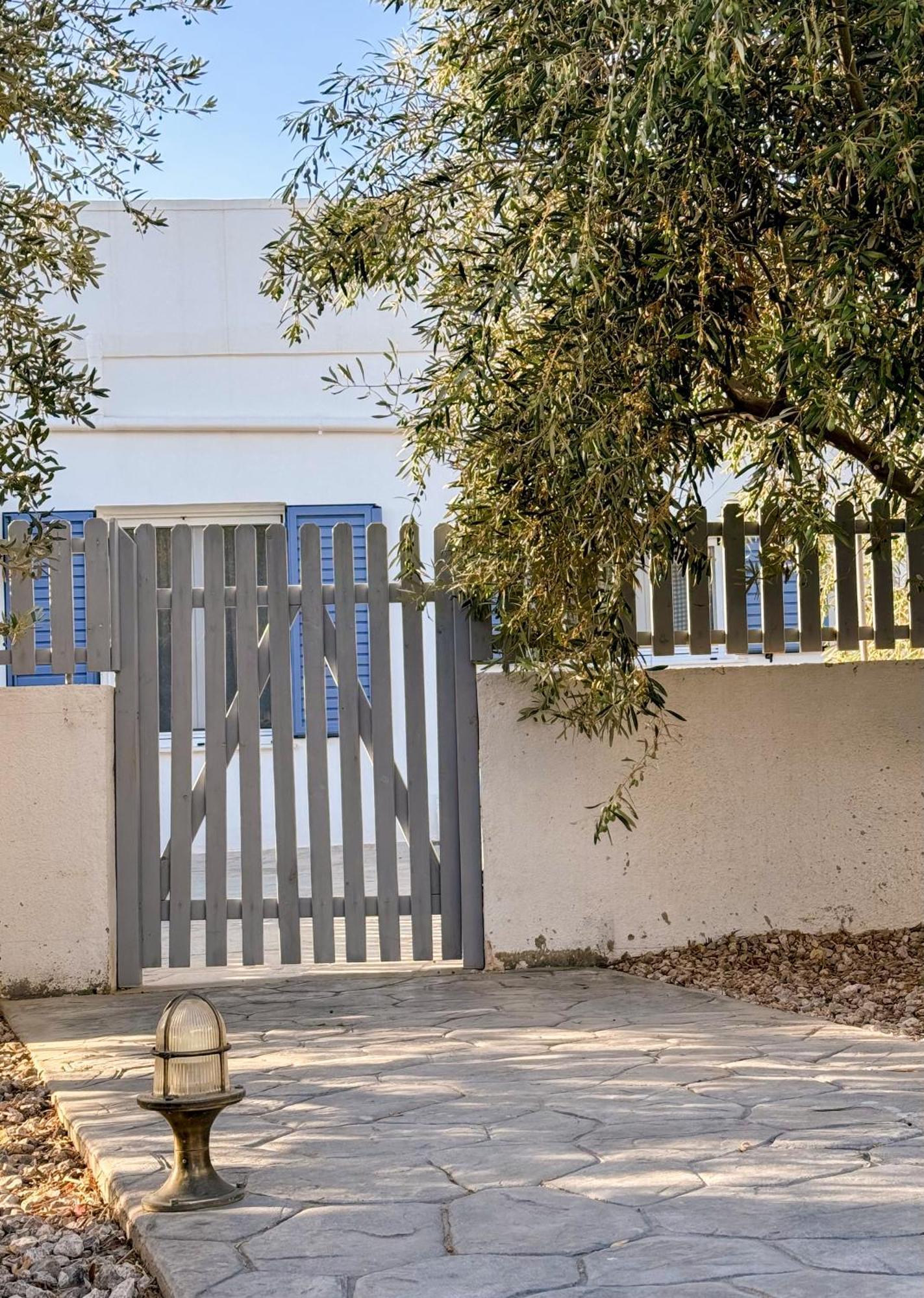 הוילה Giasemi Aegina, Modern House מראה חיצוני תמונה